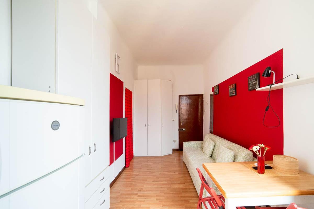 Hbhall Navigli 21 Милано Екстериор снимка